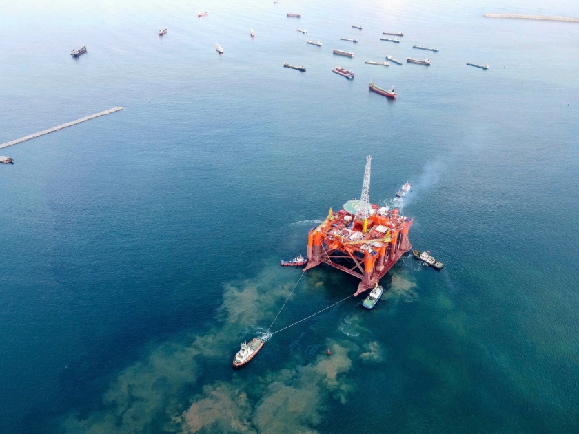 Lai Dắt Tàu Biển Quảng Ngãi (1)